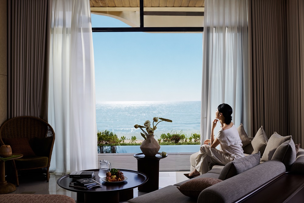 Mey Retreat Bai Lu